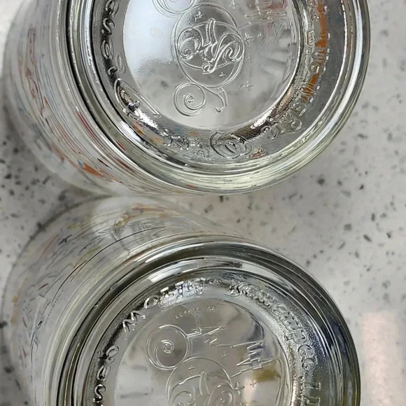 Vintage 1996 Disney World - Set of 2 - 25th Anniversary - Picture 4 of 5